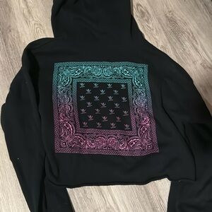 Shreddy Crop Top Sweatshirt 🏂